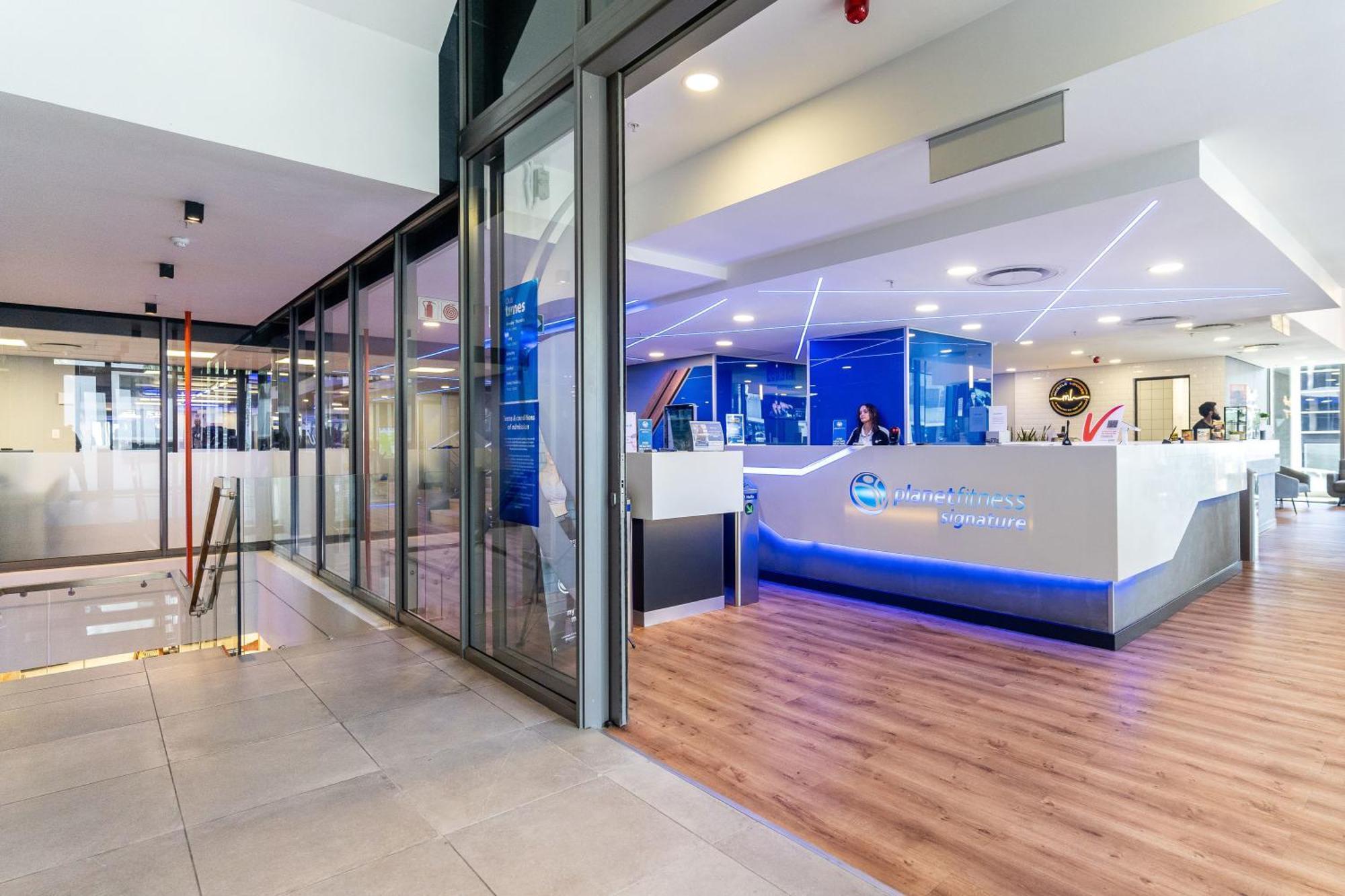 Apartment 117 On - Free Onsite Parking Cape Town